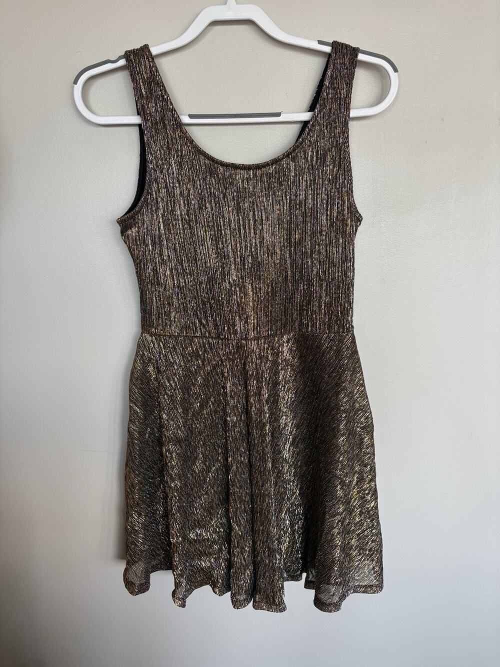 Lush Gold Metallic Pleated Sleeveless Fit & Flare Dress Women’s M Formal Party